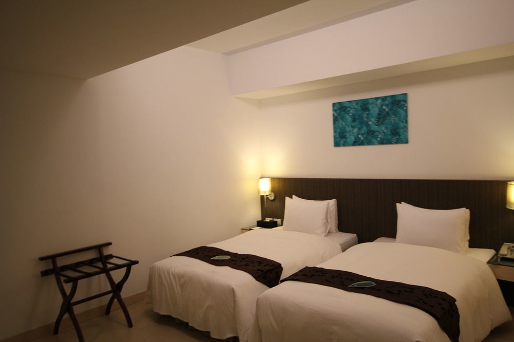 Fish Hotel Hualien Exterior photo